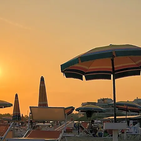 Hotel Tranquil For 3 Guests By Beahostrentals Bibione